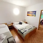 Family Friendly With A Swimming Pool Mlini, Dubrovnik - 8579 Apartment Mlini