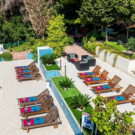 Family Friendly With A Swimming Pool Mlini, Dubrovnik - 8579 Apartmán *
