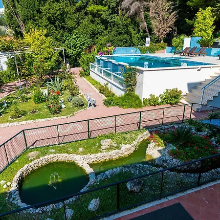 Family Friendly With A Swimming Pool Mlini, Dubrovnik - 8579 Apartmán