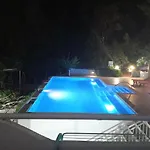 Διαμέρισμα Family Friendly With A Swimming Pool Mlini, Dubrovnik - 8579 *