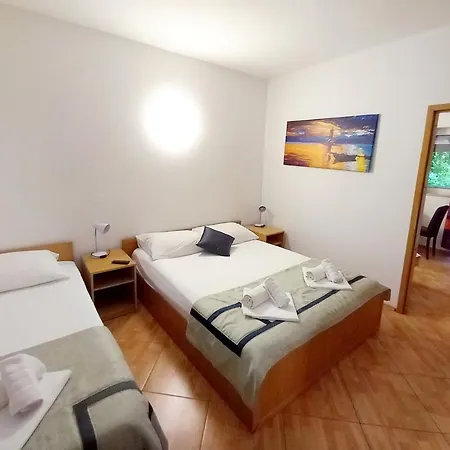 Family Friendly With A Swimming Pool Mlini, Dubrovnik - 8579 Apartman Mlini