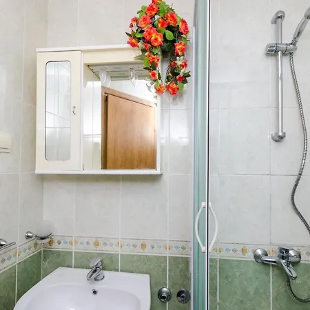 Family Friendly With A Swimming Pool Mlini, Dubrovnik - 8579 * Mlini