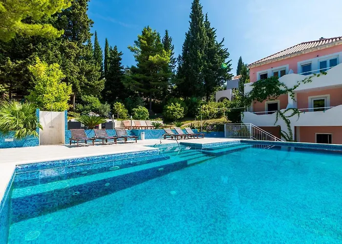 Family Friendly With A Swimming Pool Mlini, Dubrovnik - 8579 * Mlini