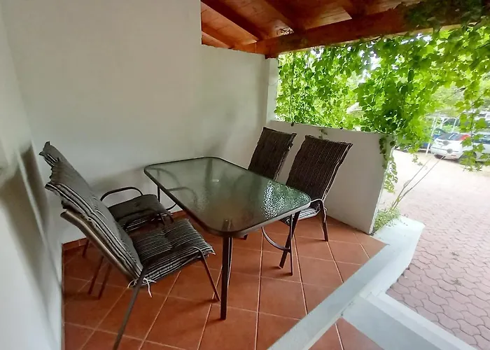 Apartamento Family Friendly With A Swimming Pool Mlini, Dubrovnik - 8579 Mlini
